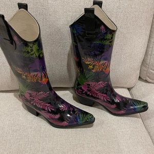 Beautiful colorful rain boots with western flair, never worn